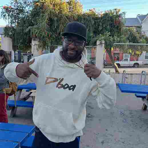 Signature Hoodie – Stay Warm, Move Easy 🔥